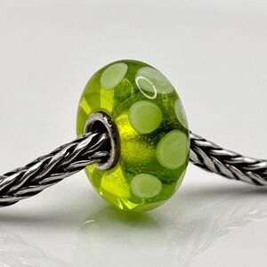 TROLLBEADS Lime Green Polka Dots Unique LAA 925S NEW Condition
